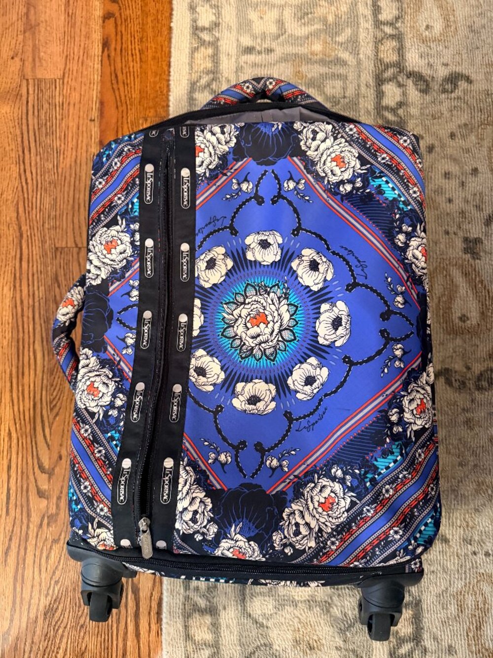 LeSportsac Dakota 21" Soft Sided Trolley Case Carry on Luggage